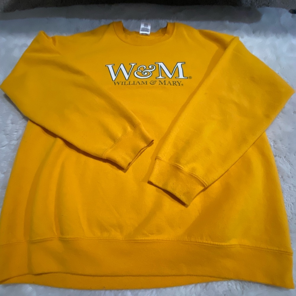 Vintage William & Mary collegiate sweater mustard oversized warm comfy soft